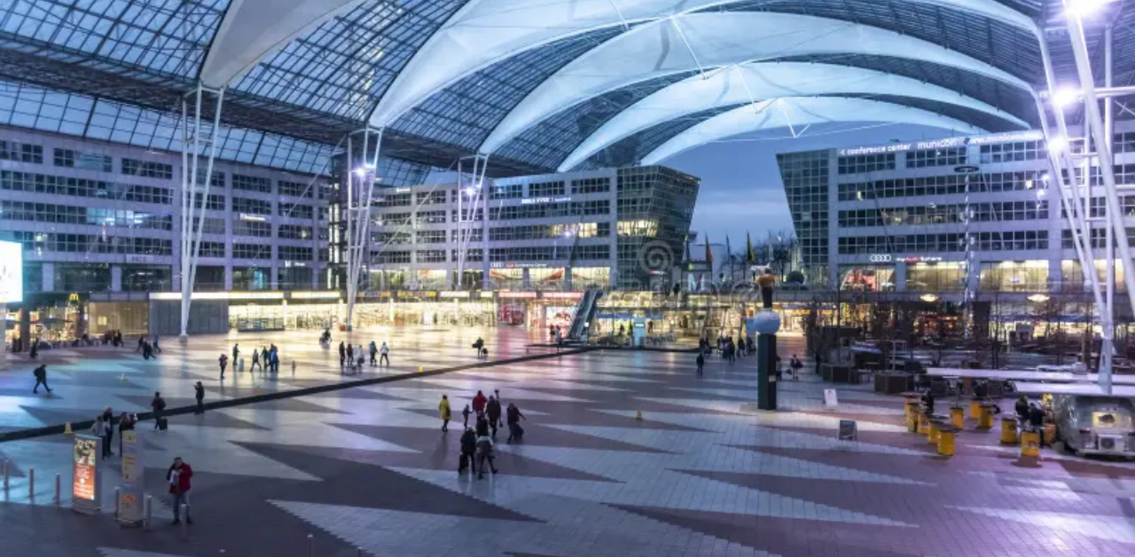 IcelandAir Munich Airport