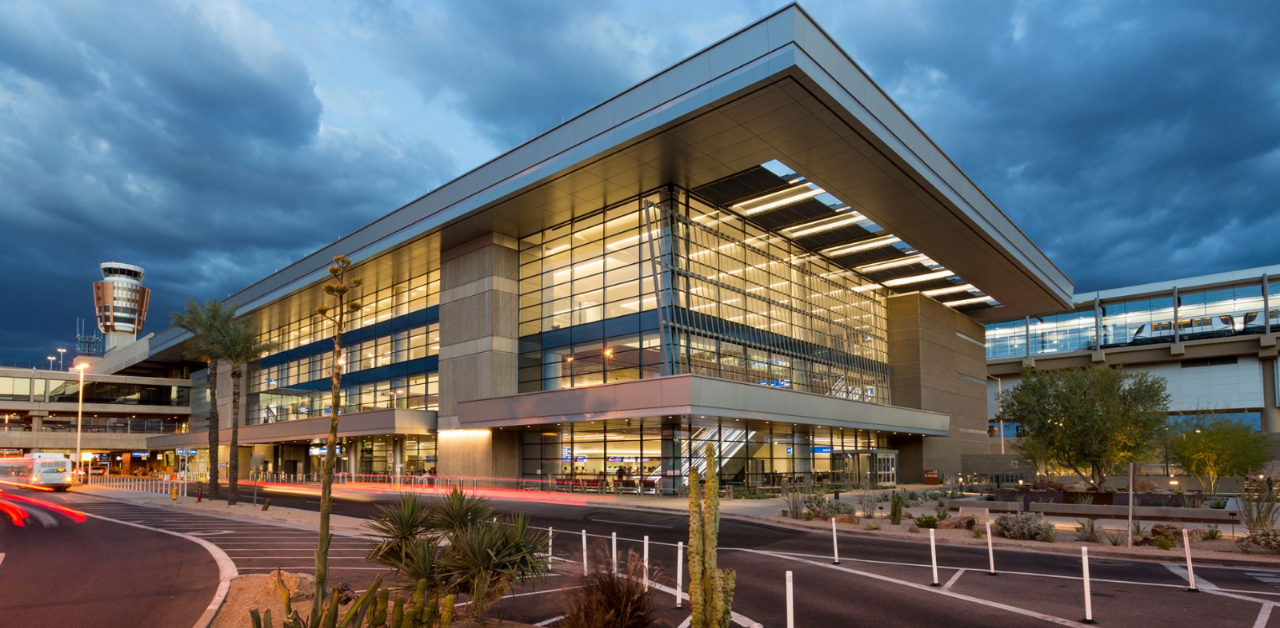Philippine Airlines Phoenix Sky Harbor Airport